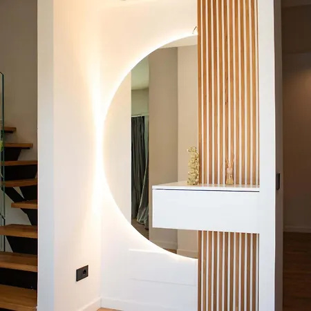 Villa Isabel Con Piscina Moderna E Area Benessere Roma