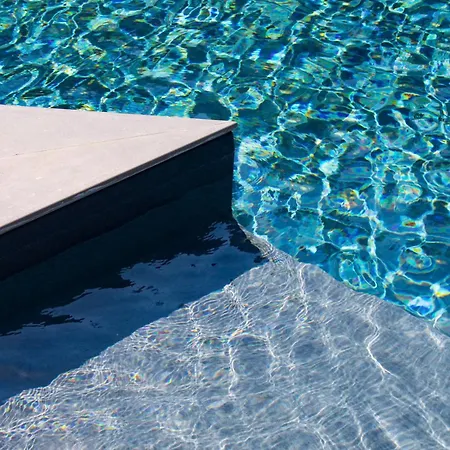 Isabel Con Piscina Moderna E Area Benessere *